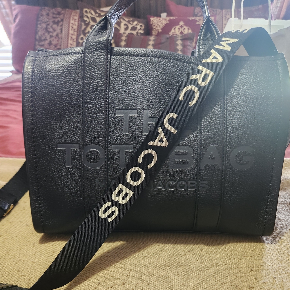 Marc Jacobs Black Leather Tote with Strap